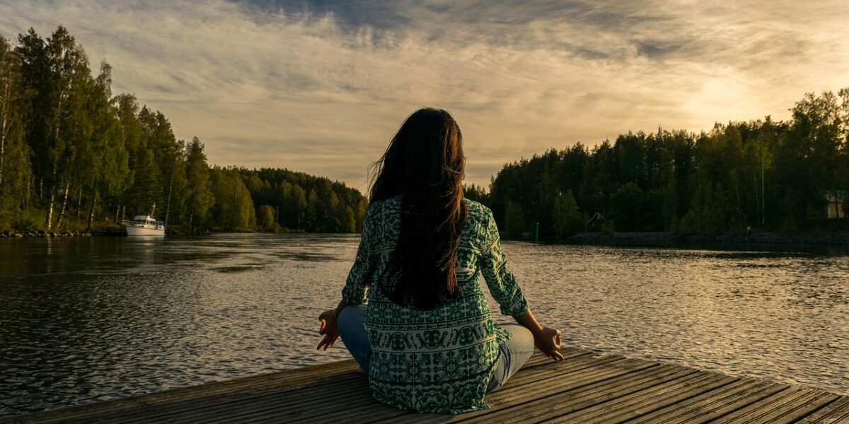 Meditatsiooniga seljavalu vastu
